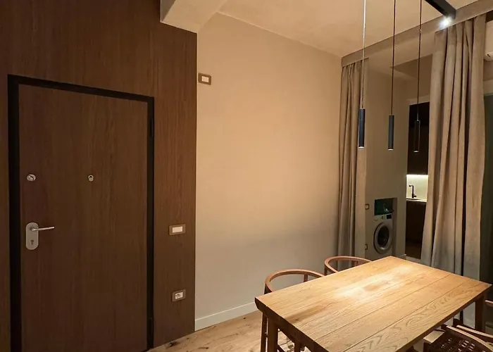 Stunning Rooftop With Castle View Apartment *